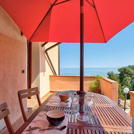 Casa Scotland Lägenhet Ventimiglia Exteriör bild