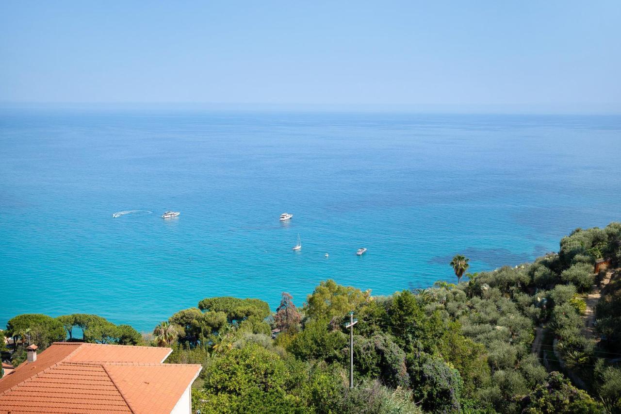 Casa Scotland Lägenhet Ventimiglia Exteriör bild