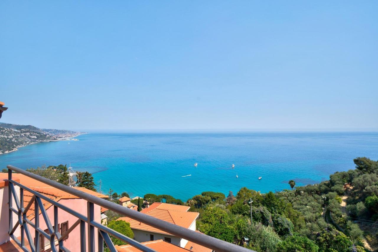 Casa Scotland Lägenhet Ventimiglia Exteriör bild